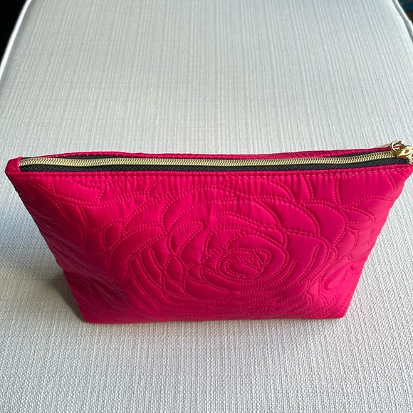 Lancome large hot pink makeup pouch with gold zipper - Picture 2 of 14